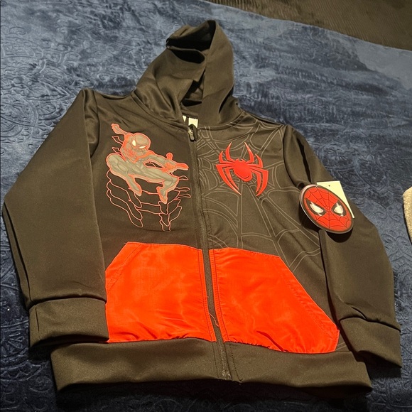 Marvel Spider-Themed Kids Costume Hoodie - Black and Red - Picture 2 of 8